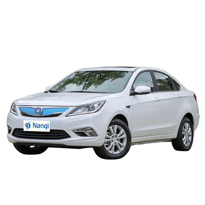 チャンガン EADO EV 460 ニューエネルギー電動車 4ドア 5席 ノッチバック