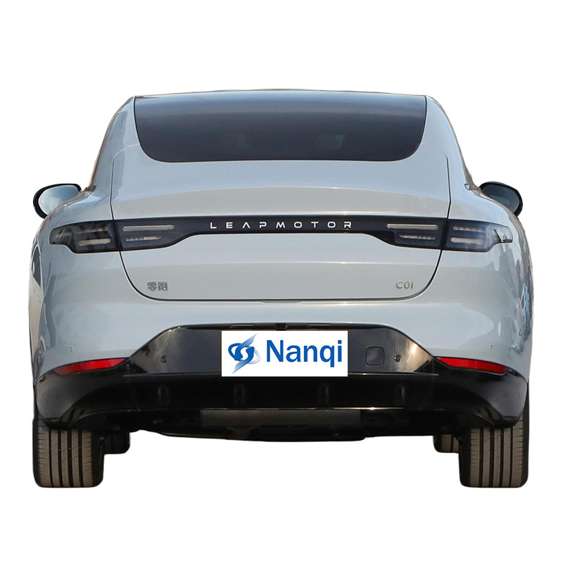 ファッションデザイン LEAPMOTOR C01 純電気自動車 中型・大型