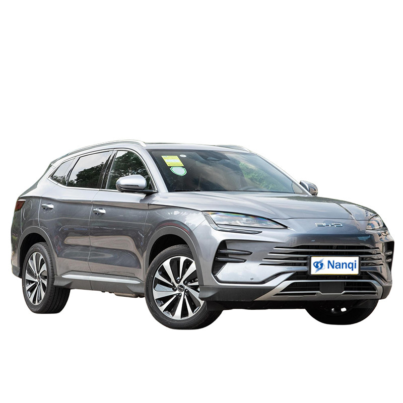 BYDソング PLUS DM-I プラグインハイブリッド 5ドア 5シート コンパクトSUV