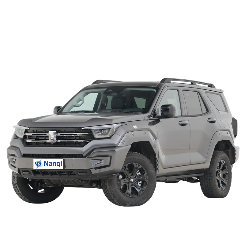 GWM TANK 400 Hi4-T 2.0T 252Ps 中型から大型SUVプラグインハイブリッド 2023