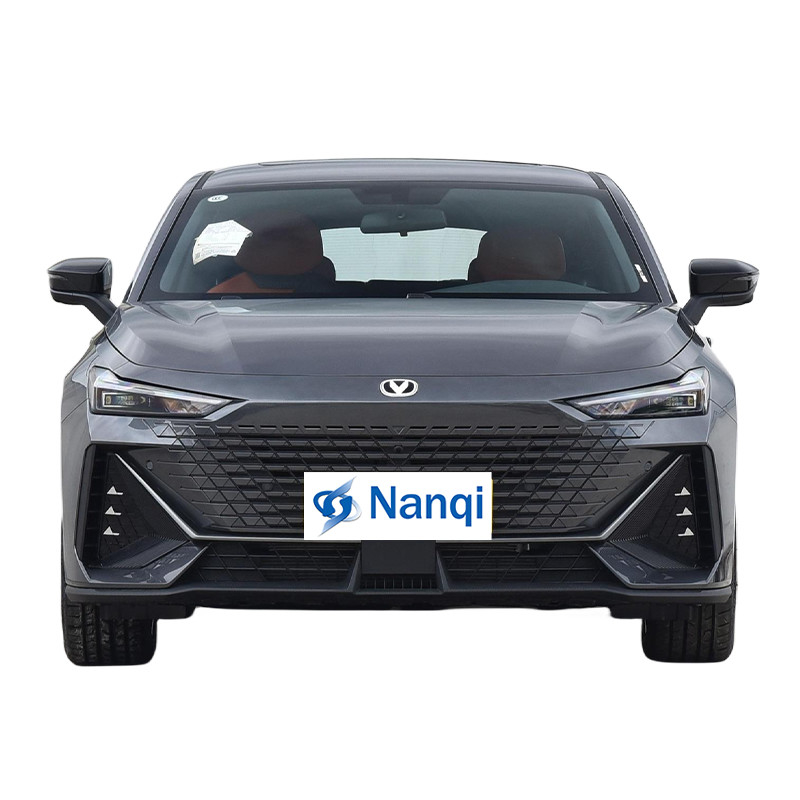 チャンガンユニV iDD 新エネルギー自動車プラグ・インハイブリッドカー 高性能