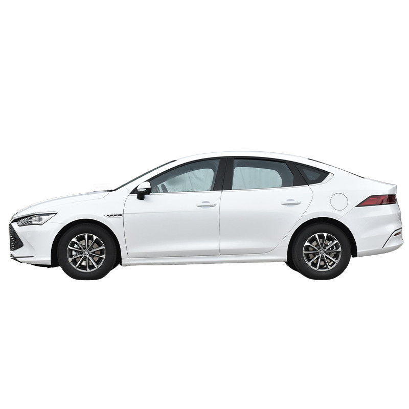自家用車 BYD プラグインハイブリッドSUV BYD キンプラス DM-I 4ドア5人乗り