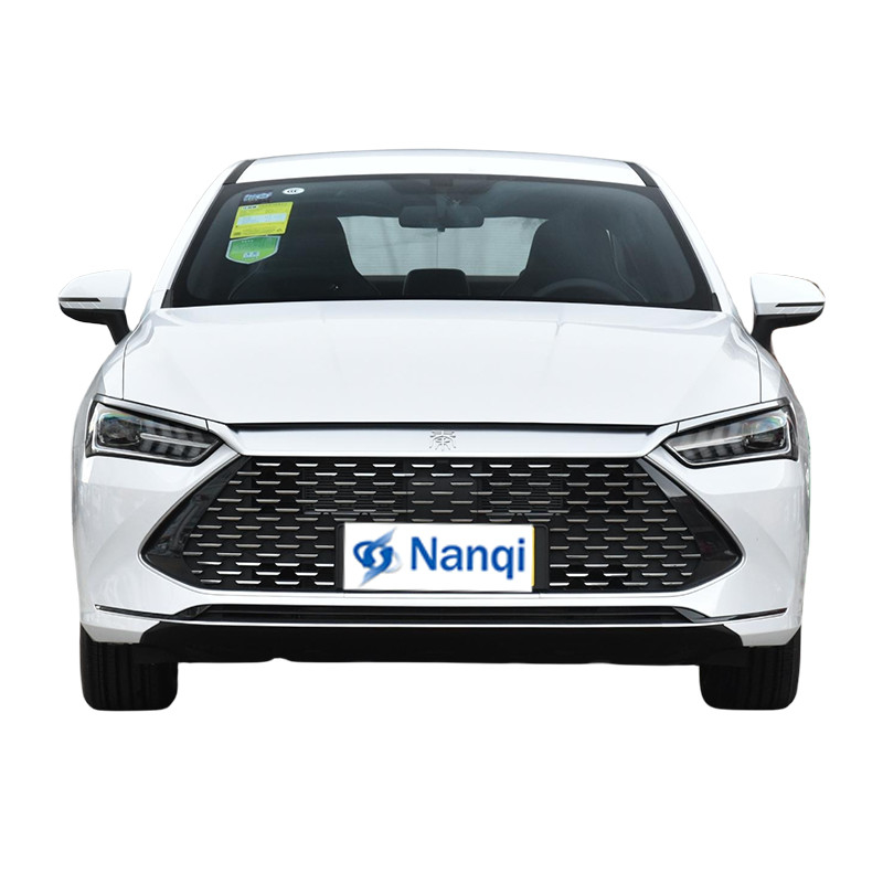 自家用車 BYD プラグインハイブリッドSUV BYD キンプラス DM-I 4ドア5人乗り